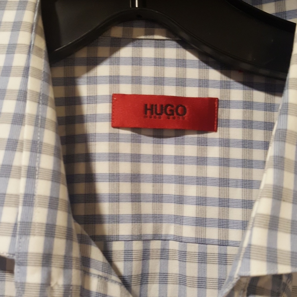 Hugo Boss button down shirt - Picture 3 of 4
